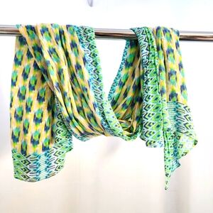 Source Unknown Multicolor Patterned Scarf